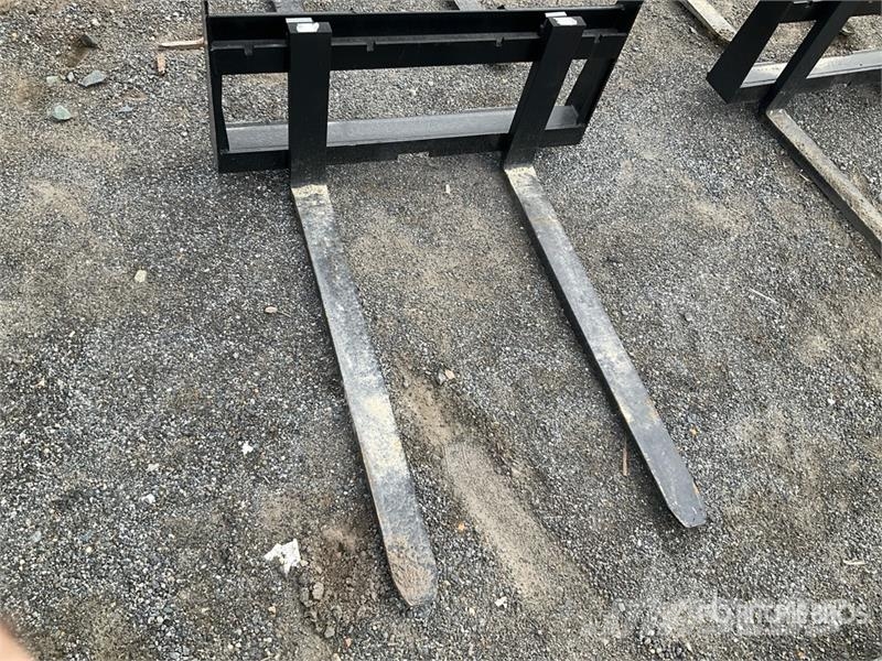 All-Star 48 in Skid Steer Forks (Unused) Vilice