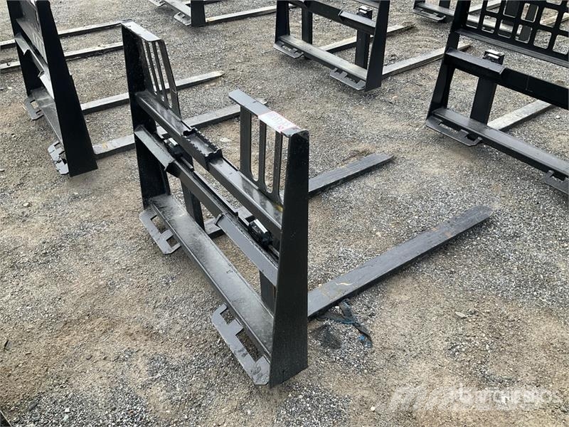 All-Star 48 in Skid Steer Forks (Unused) Vilice