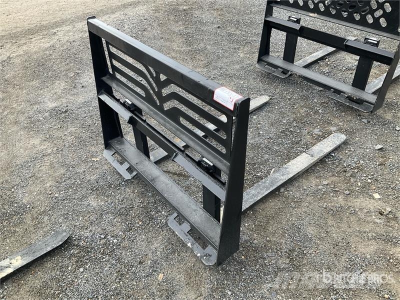 All-Star 48 in Skid Steer Forks (Unused) Vilice