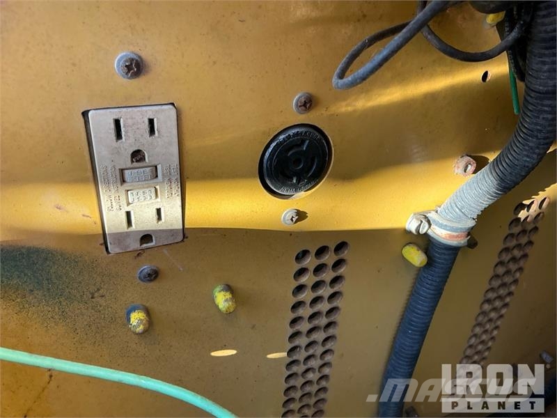 Allmand Light Tower أبراج خفيفة