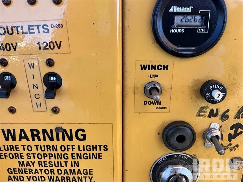 Allmand Light Tower أبراج خفيفة