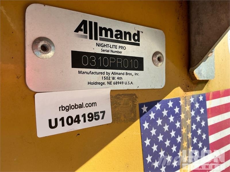 Allmand Night-Lite Pro أبراج خفيفة
