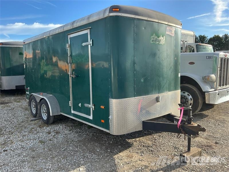 American Hauler 16 ft T/A Enclosed Trailer Furgons