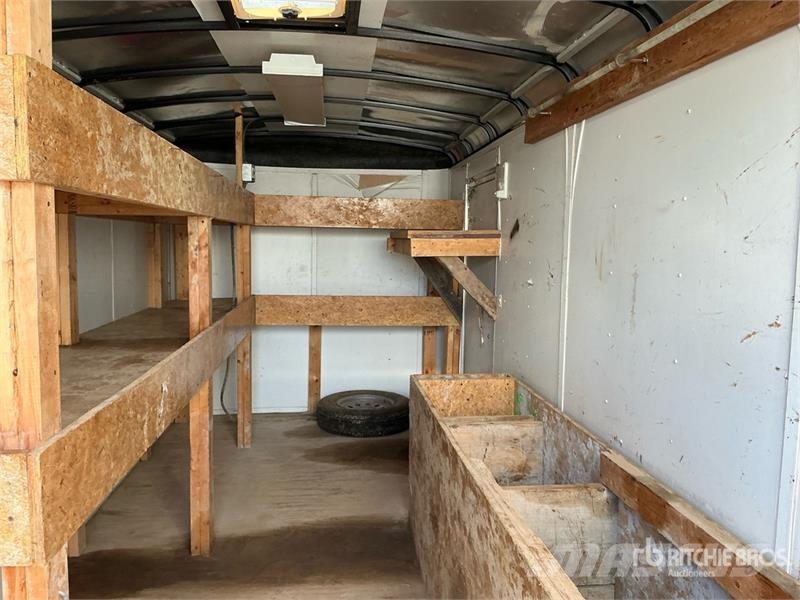 American Hauler 16 ft T/A Enclosed Trailer Dobozos pótkocsik