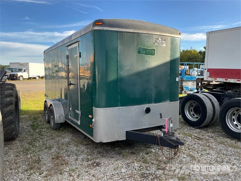 American Hauler 16 ft T/A Enclosed Trailer Furgons