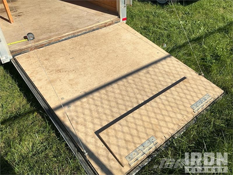 American Hauler ALC610SA 10 ft S/A Enclosed Trailer Furgons