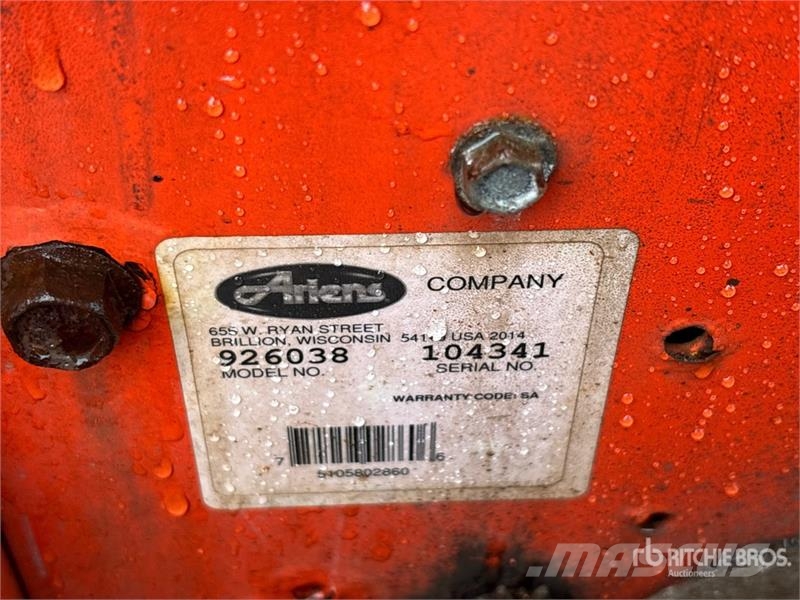 Ariens 28 in Walk-Behind Snow Blower Snøfresere