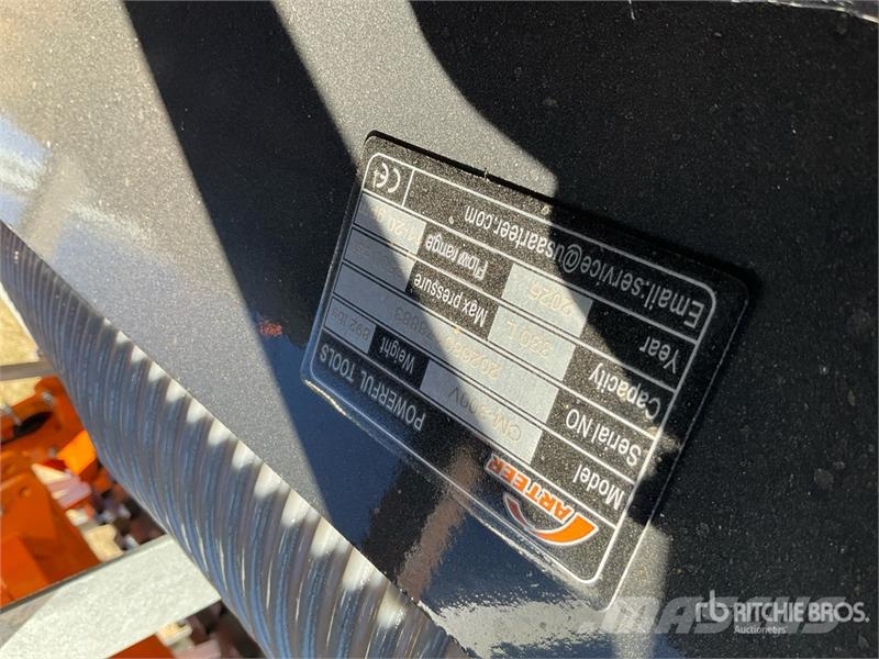Arteer CM-300V Skid Steer Concrete Mixer (Unused) Mezcladoras de cemento y hormigón