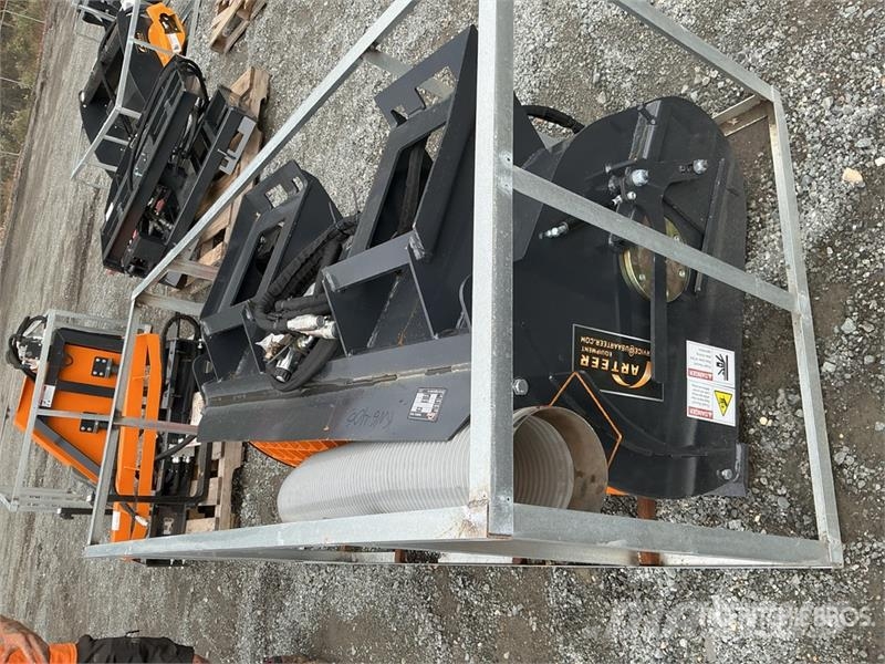 Arteer CM-300V Skid Steer Concrete Mixer (Unused) Autobetoniere