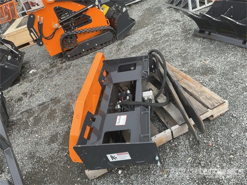 Arteer HPF-48L 48 In Hydraulic Skid Steer Forks (Unused) Widły