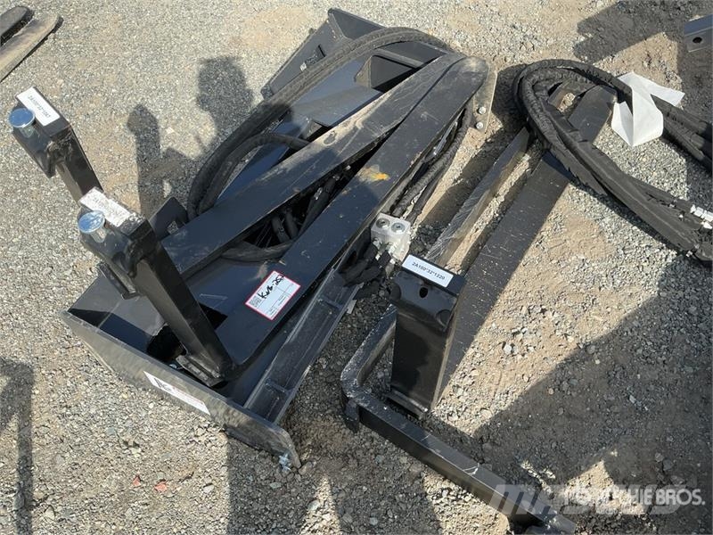 Arteer HPF-48L 48 in Hydraulic Skid Steer Forks (Unused) Vorken