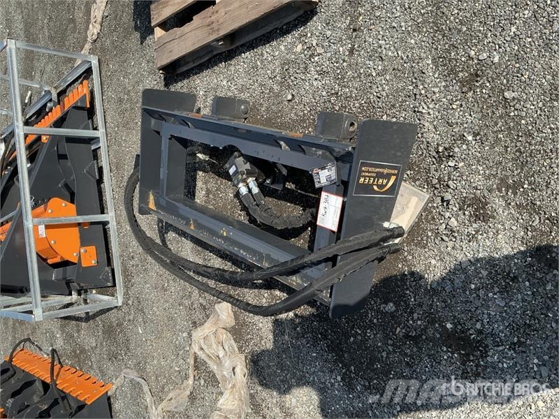 Arteer PHA-2C Skid Steer 3-Point Adapter (Unused) Outros componentes