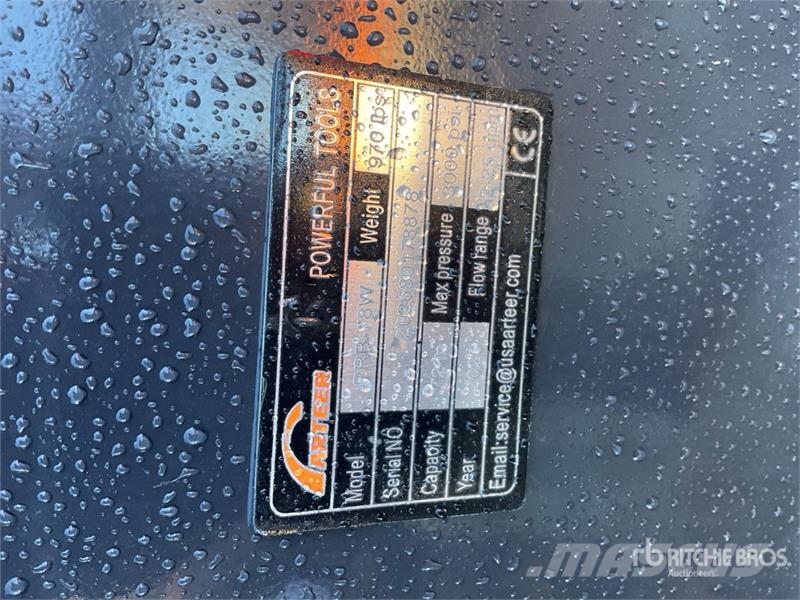 Arteer PRB-78W 78 In Power Rake Skid Steer Bucket (Unused دلاء