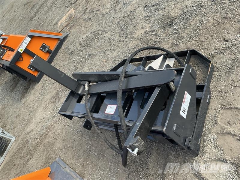 Arteer RPT-42L 60 in Rotating Hydraulic Skid Steer Forks Šakės