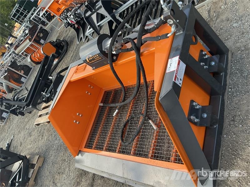 Arteer SB-72W 72 in Skid Steer Screening Bucket (Unused) Sorteringsskuffer