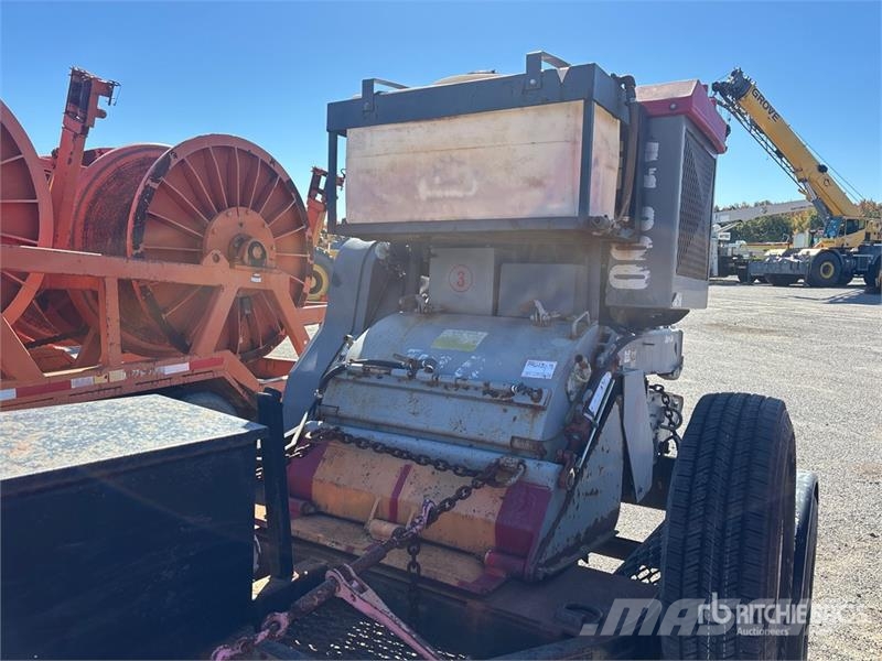 Asphalt Zipper AZ300 30 in - Asphalt Recycler Cold Planer Attachm Fresadoras de asfalto