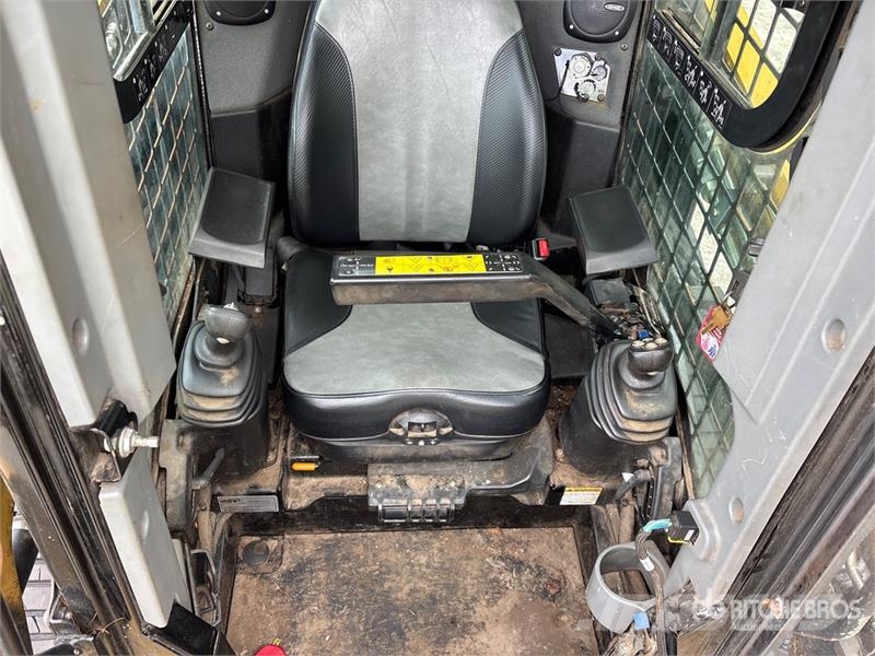 ASV RT75 Compact Track Loader Kompaktlader