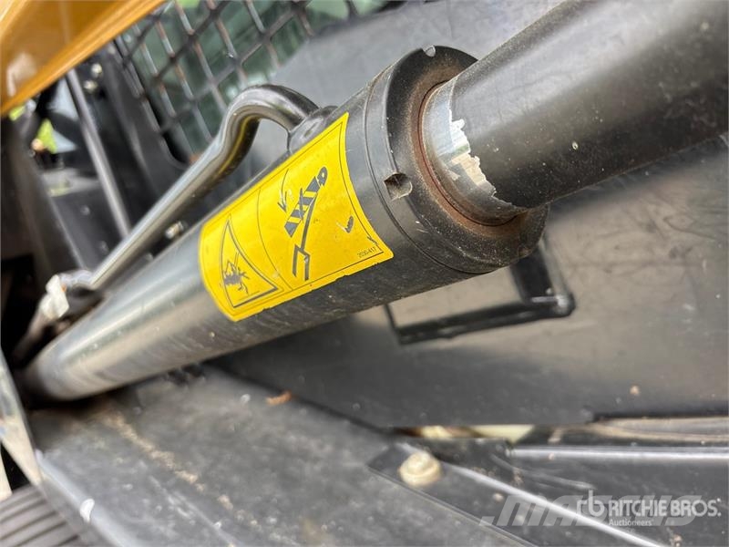 ASV RT75 Compact Track Loader Kompaktlader