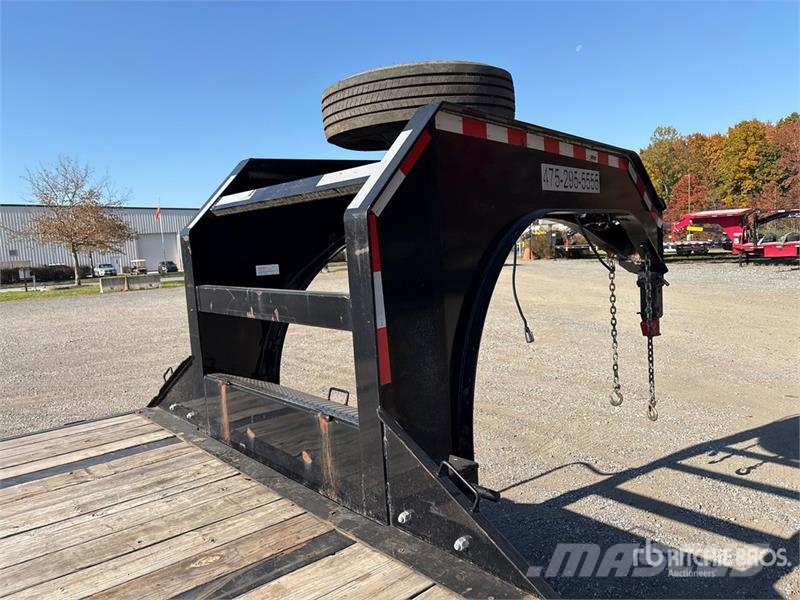 Baku 36 ft T/A Gooseneck Flatbed Trailer مقطوروات مسطحة/مفصلية الجوانب