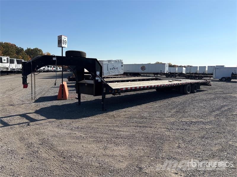 Baku 36 ft T/A Gooseneck Flatbed Trailer مقطوروات مسطحة/مفصلية الجوانب