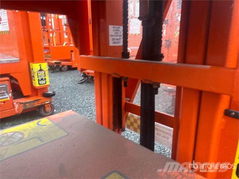 Ballymore PS-10 Vertical Mast Lift 垂直升降工作台