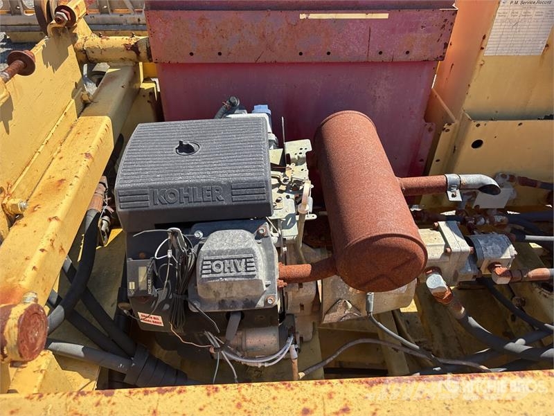 Bid-Well 4800 Bridge Deck Finisher Строителство - Други