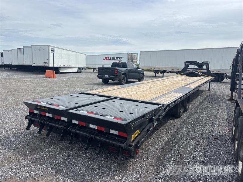 Big Tex 16GN-40D5A-MRBK-SWT 40 ft T/A Gooseneck Equipment Autotransporter prikolice