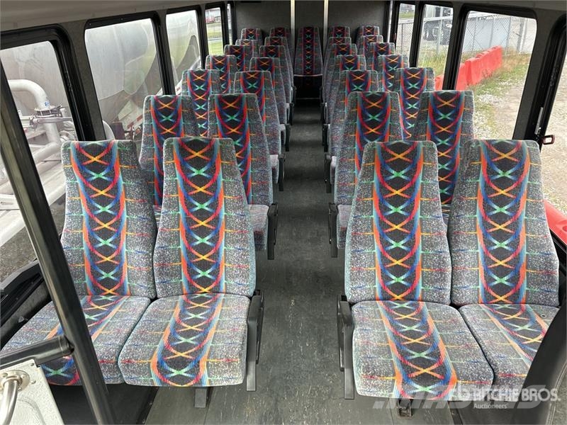 Blue Bird 4x2 29-Seat Transit Bus Minibusse