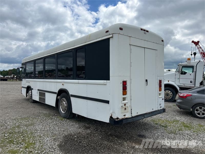 Blue Bird 4x2 29-Seat Transit Bus Minibusse