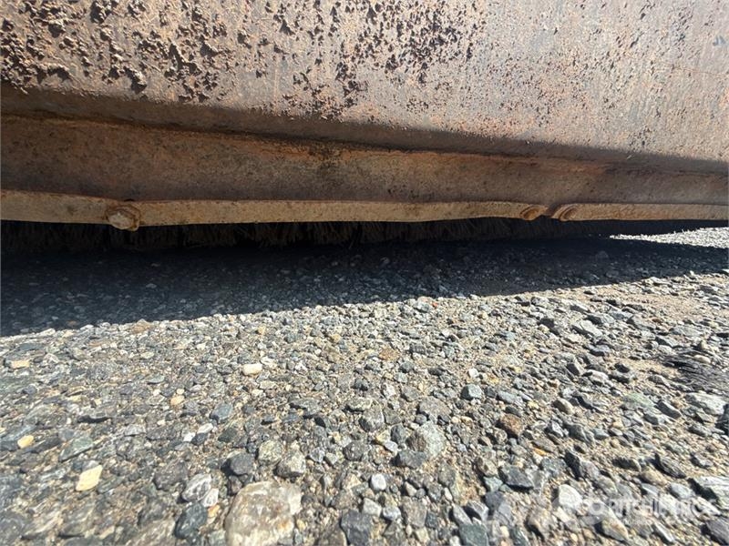 Blue Diamond 116517 72 in Skid Steer Broom Brushes
