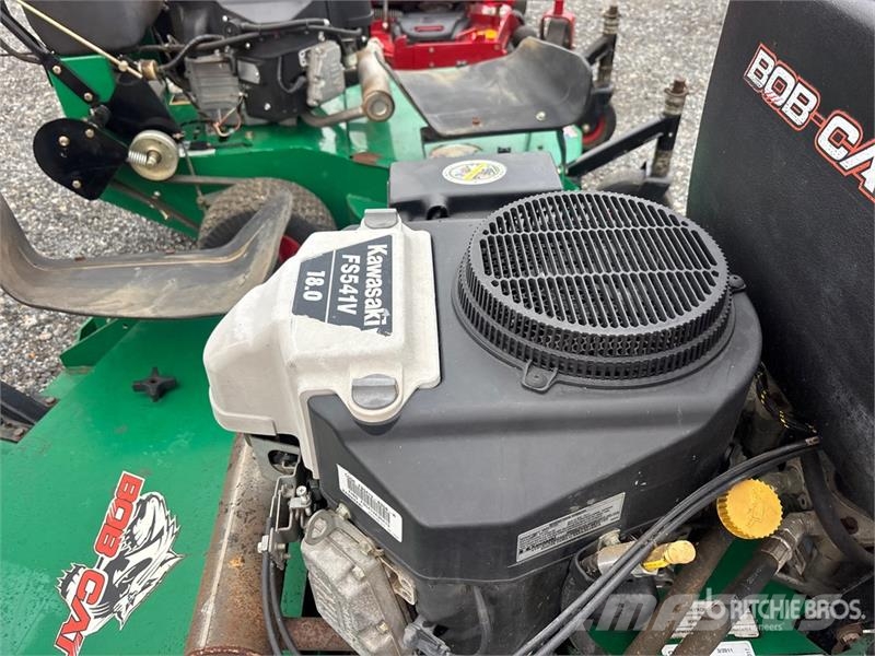 Bobcat 4x2 Walk-Behind 42 in Lawn Mower Vrtni traktor kosilnice