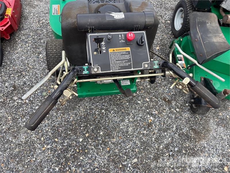 Bobcat 4x2 Walk-Behind 36 in Lawn Mower Vrtni traktor kosilnice