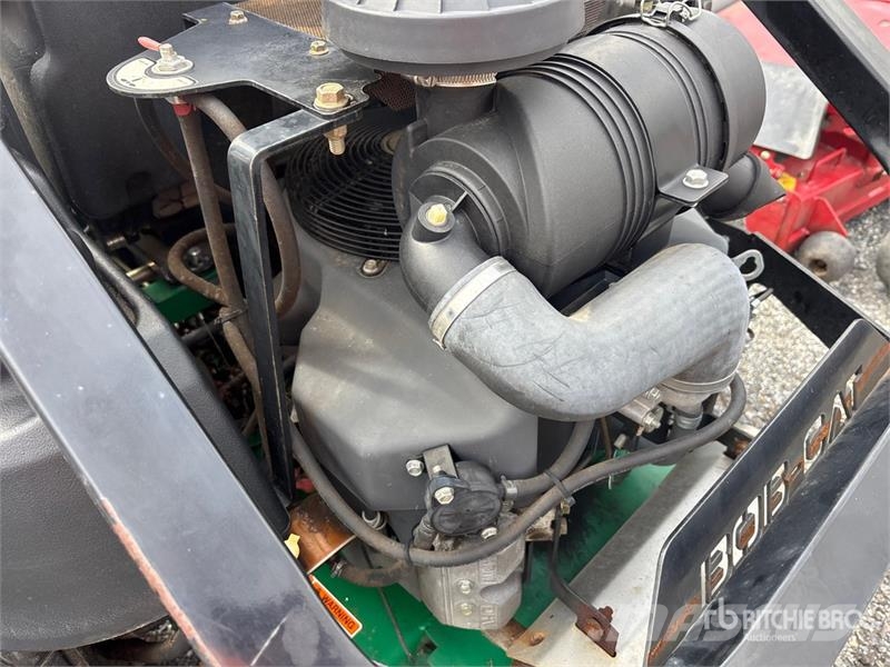 Bobcat 72 in Lawn Mower Vrtni traktor kosilnice