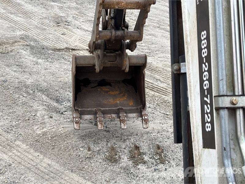Bobcat E26 Mini excavators < 7t