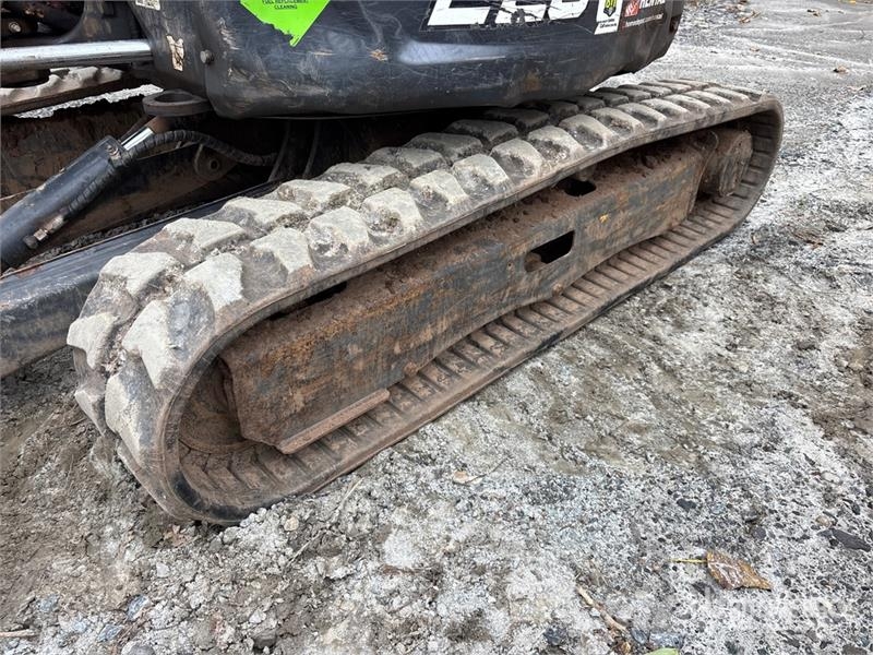 Bobcat E26 Mini excavators < 7t