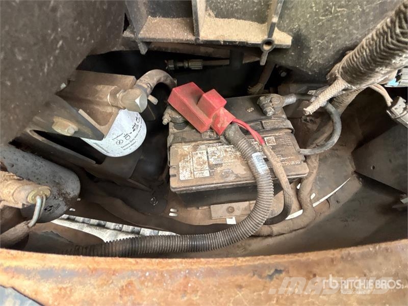 Bobcat E26 小型挖掘机