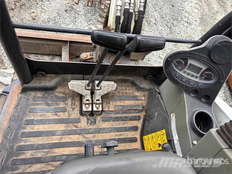 Bobcat E26 Mini excavators < 7t