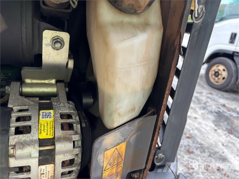 Bobcat E26 小型挖掘机