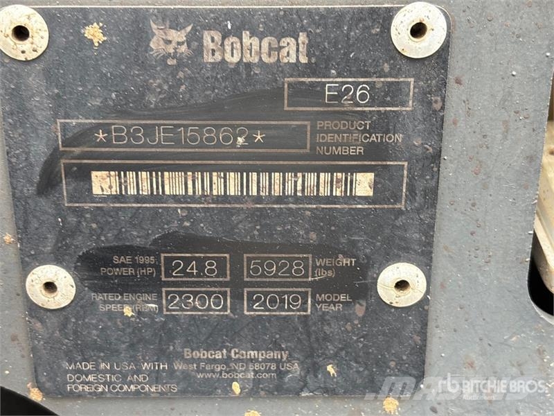 Bobcat E26 小型挖掘机