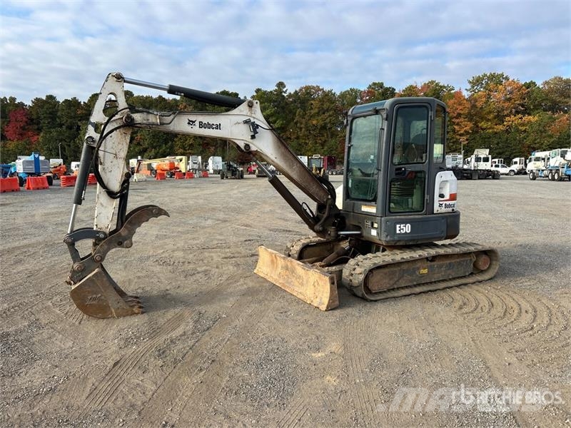 Bobcat E50M Mini bagri <7t