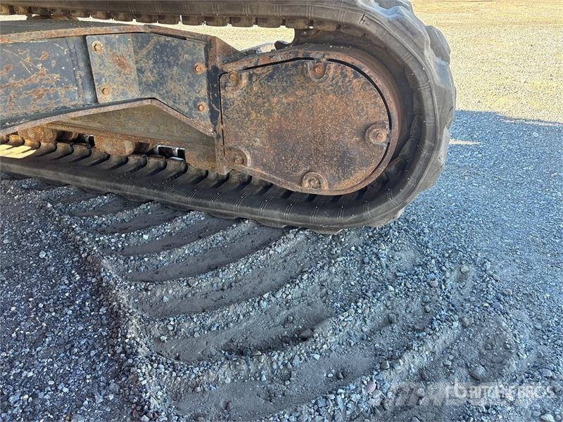 Bobcat E85 Lánctalpas kotrók