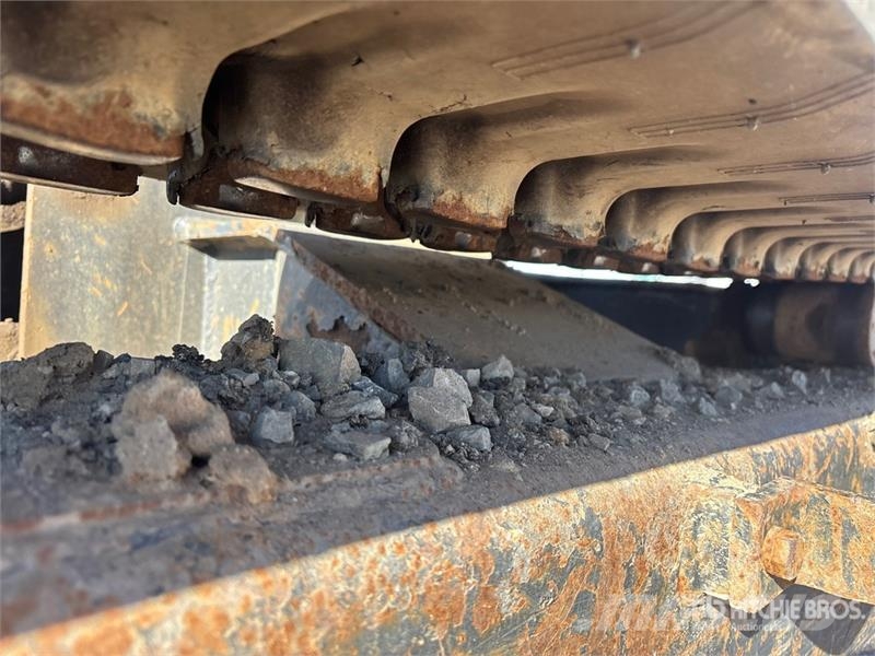 Bobcat E85 Lánctalpas kotrók