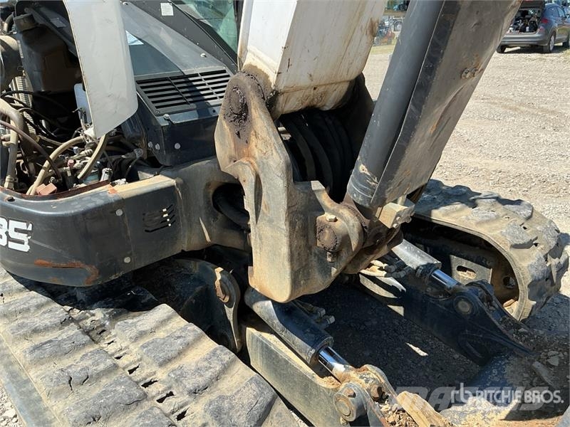 Bobcat E85 حفارات زحافة