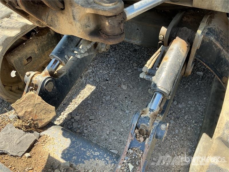 Bobcat E85 حفارات زحافة