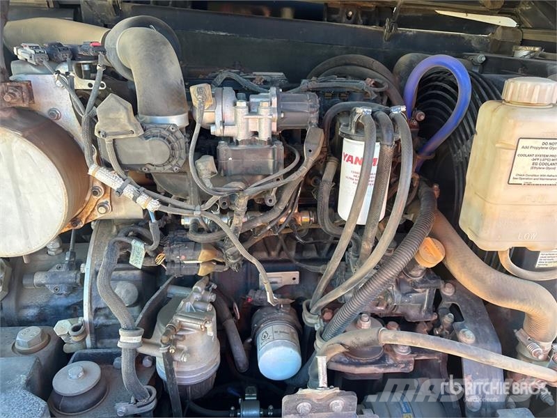 Bobcat E85 Lánctalpas kotrók