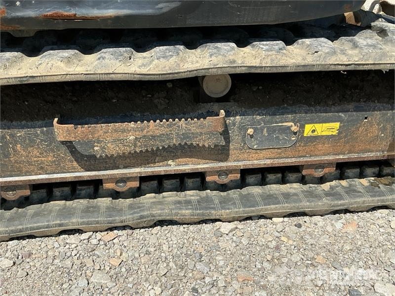 Bobcat E85 حفارات زحافة