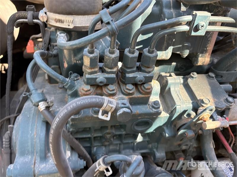 Bobcat S185 لوادر انزلاقية التوجيه