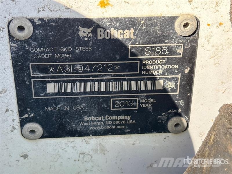 Bobcat S185 لوادر انزلاقية التوجيه
