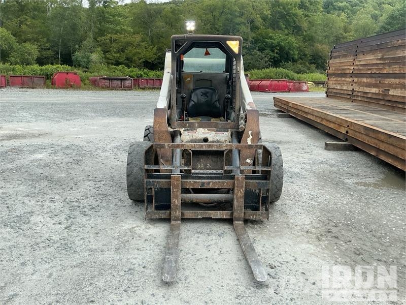 Bobcat S300 Skid steer loaders