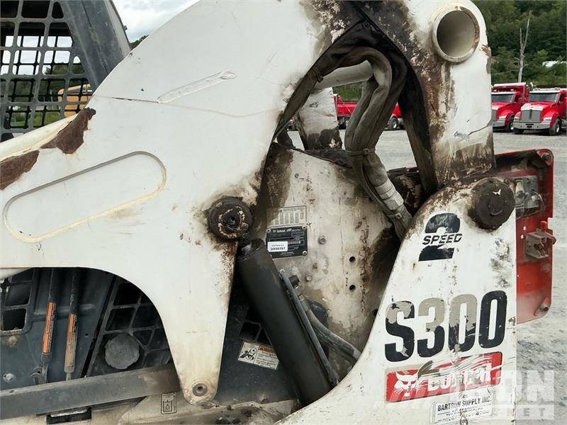 Bobcat S300 Skid steer loaders
